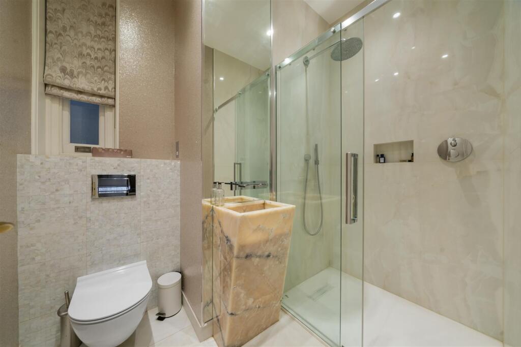 Flat 15, Rutland Court SW7 1BN-No Watermark-11.jpg