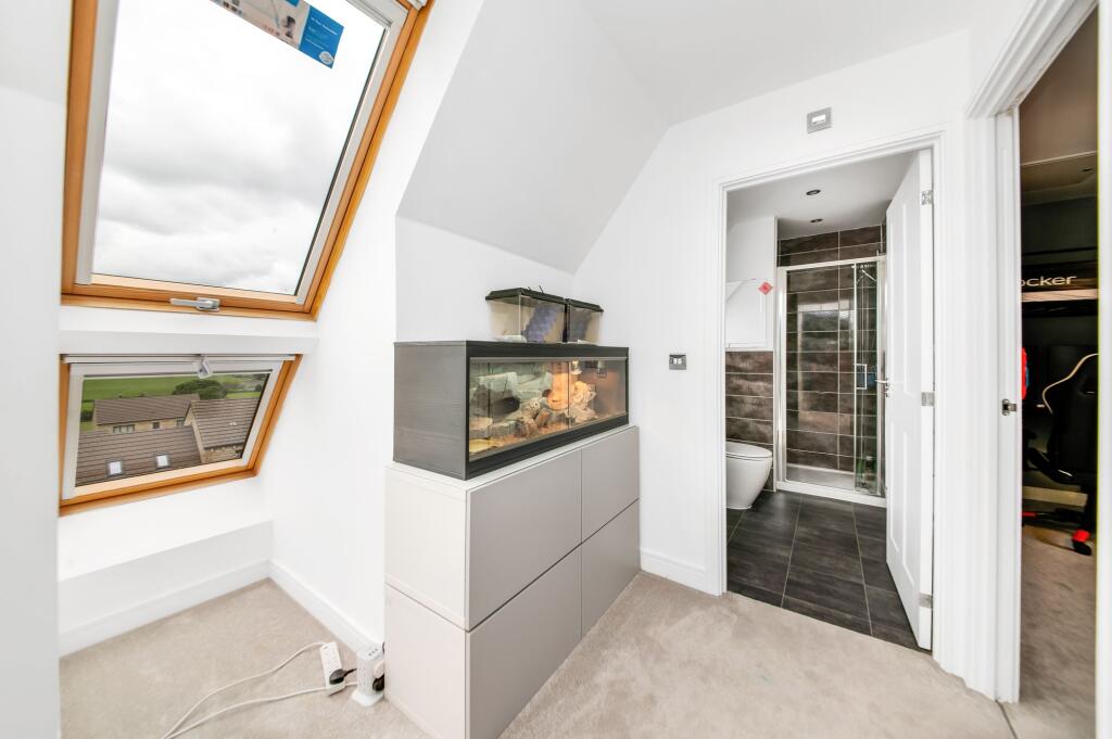 SECOND FLOOR LANDING