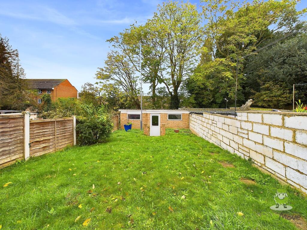 CAM01543G0-PR0100-STILL039