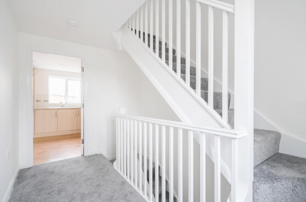 1340112-12-689cd1...