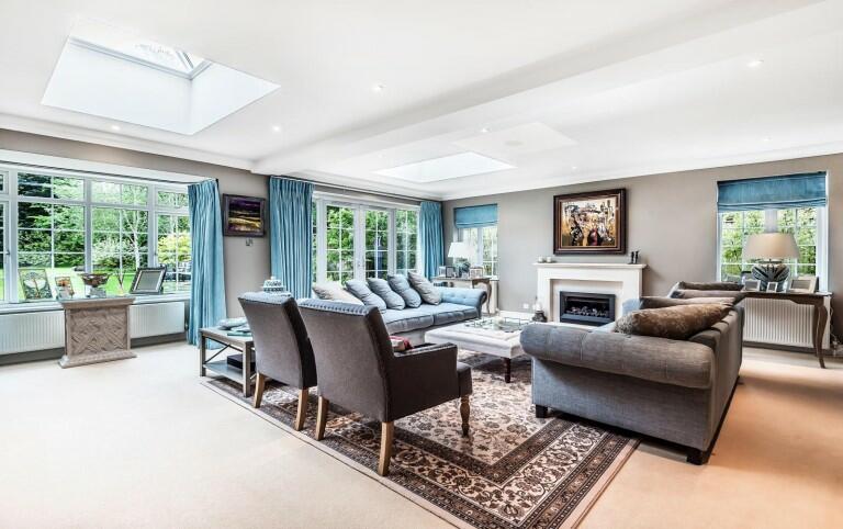 Drawing Room Furnished
