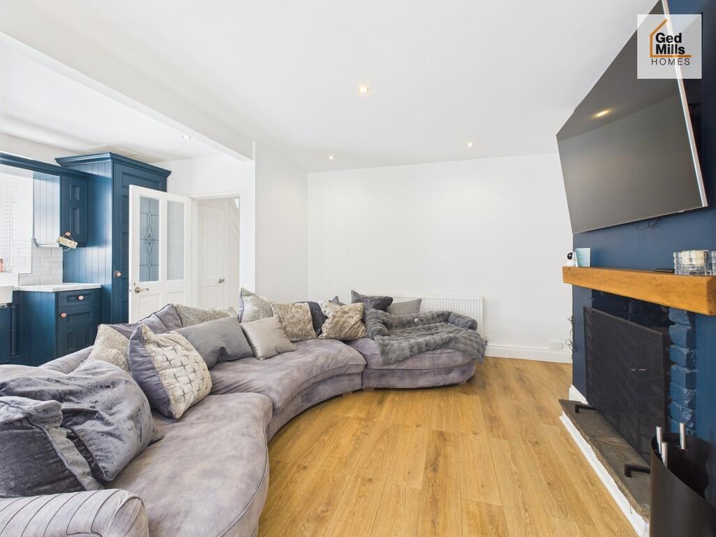 CAM04261G0-PR0067...