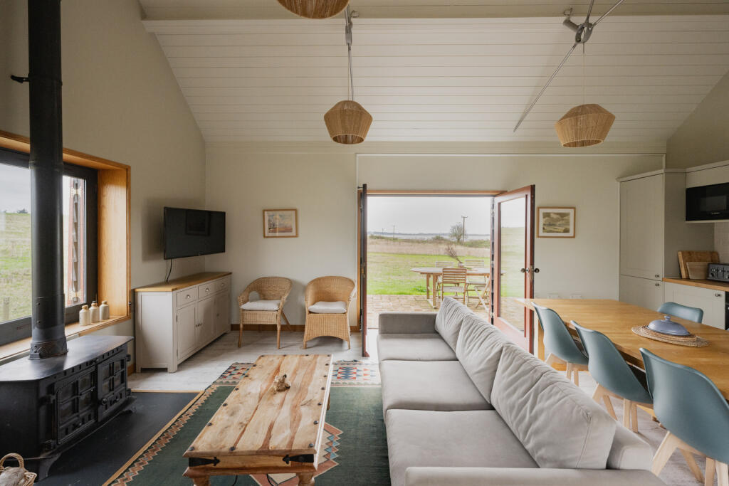 237786 - Whitehouse Barns, Bulcamp Drift-19.jpg