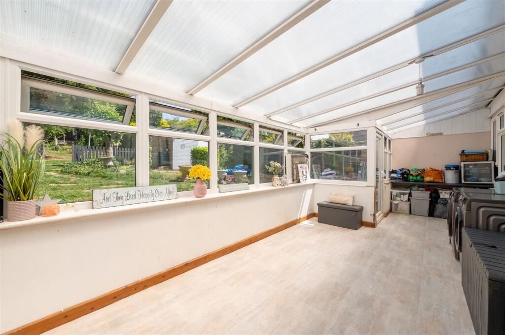 6 Whitwell Road, St. Pauls Walden-26.jpg
