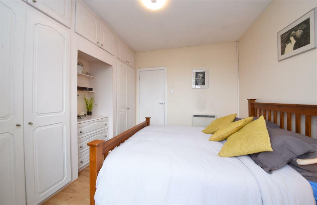 12a_Elmfield_House_Pic_7.jpg