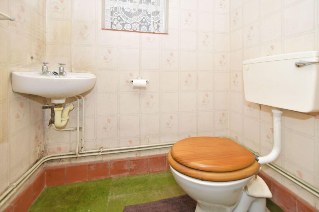 Ground floor WC