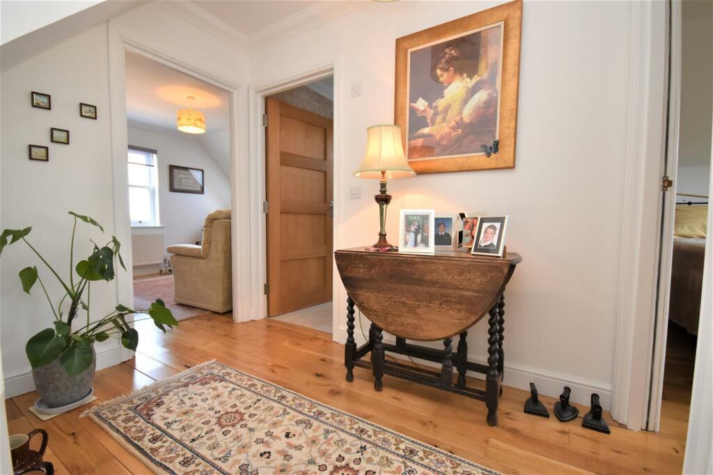Second floor Landing.jpg