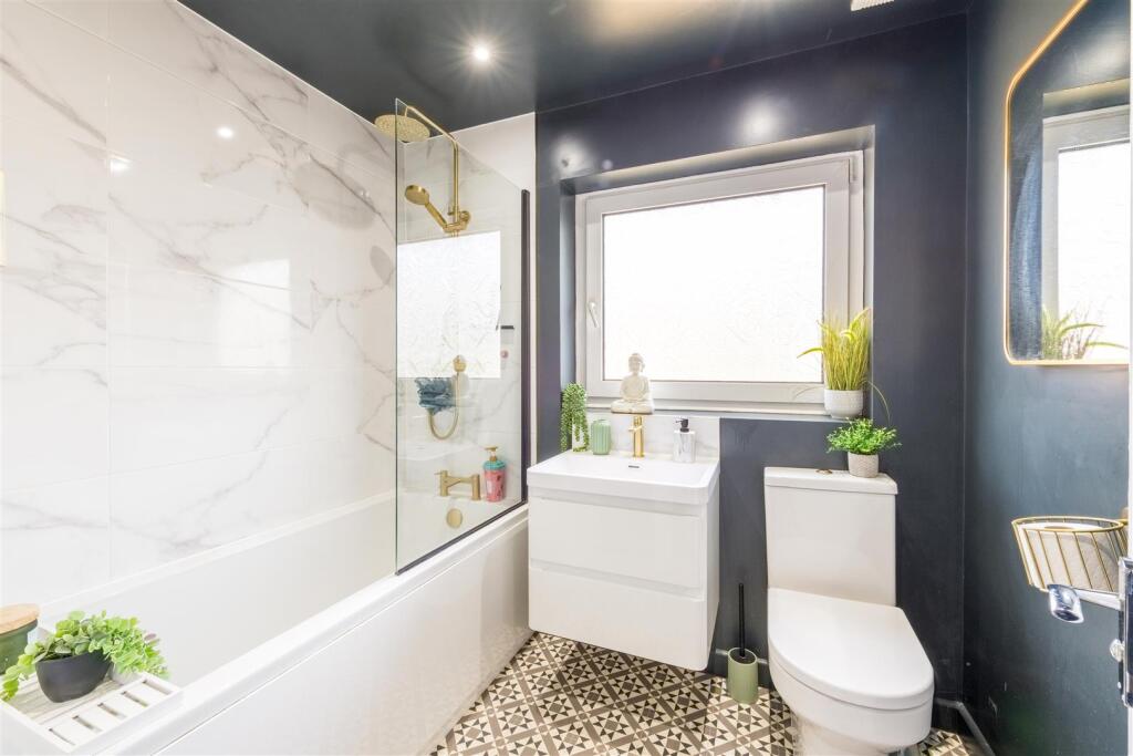 12 Oakapple Road-18.jpg