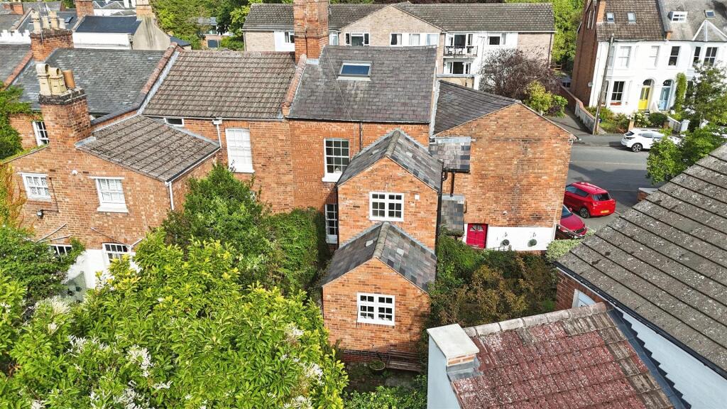 e1139f96--45A1-B06B-8DF50B5D008B-11055-000004161DC