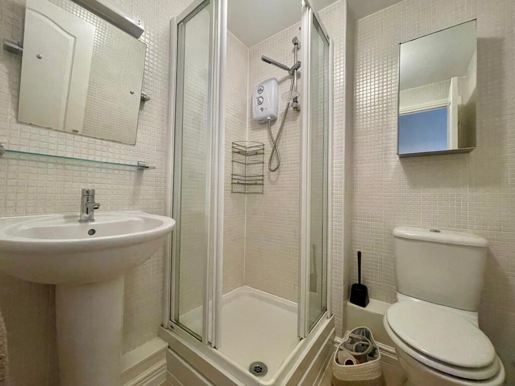 En-suite Bathroom