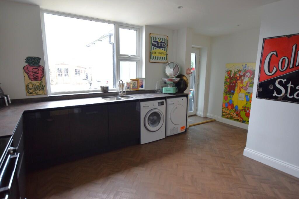 Kitchen (3)