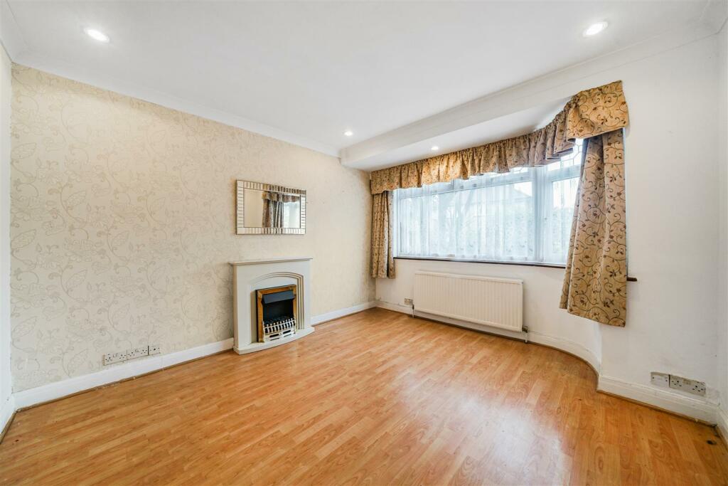 24 Alderney Gardens - MYWWxlpd1rSUmxnLHfrD.jpg