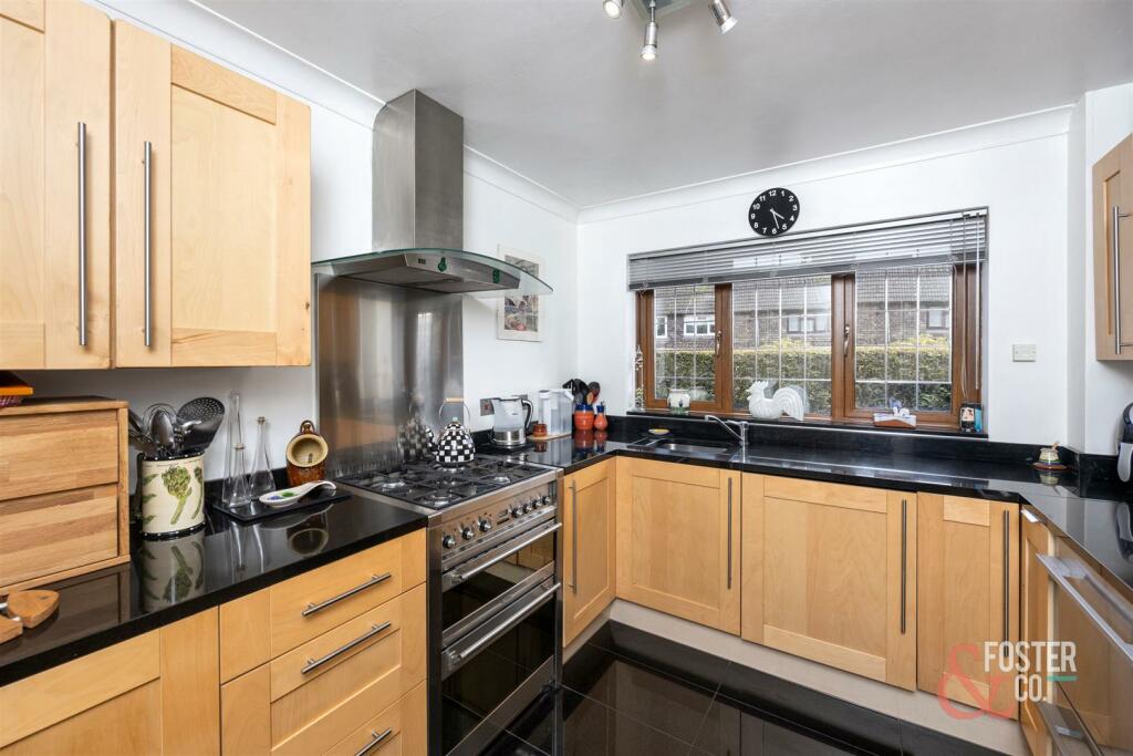 High Street, April Cottage-012.JPG