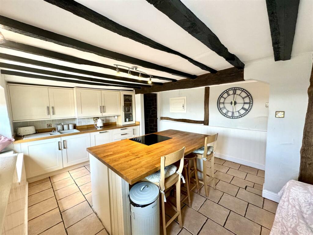 KITCHEN/BREAKFAST/FAMILY ROOM