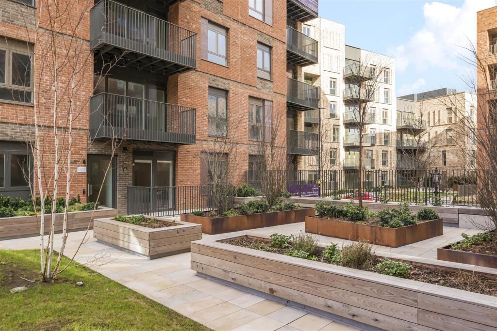 Communal Gardens 2