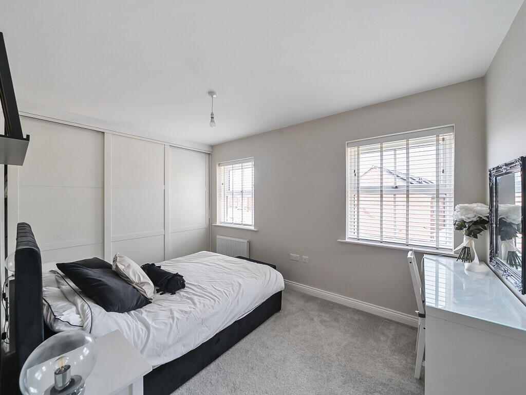 1326940-11-6877d7...