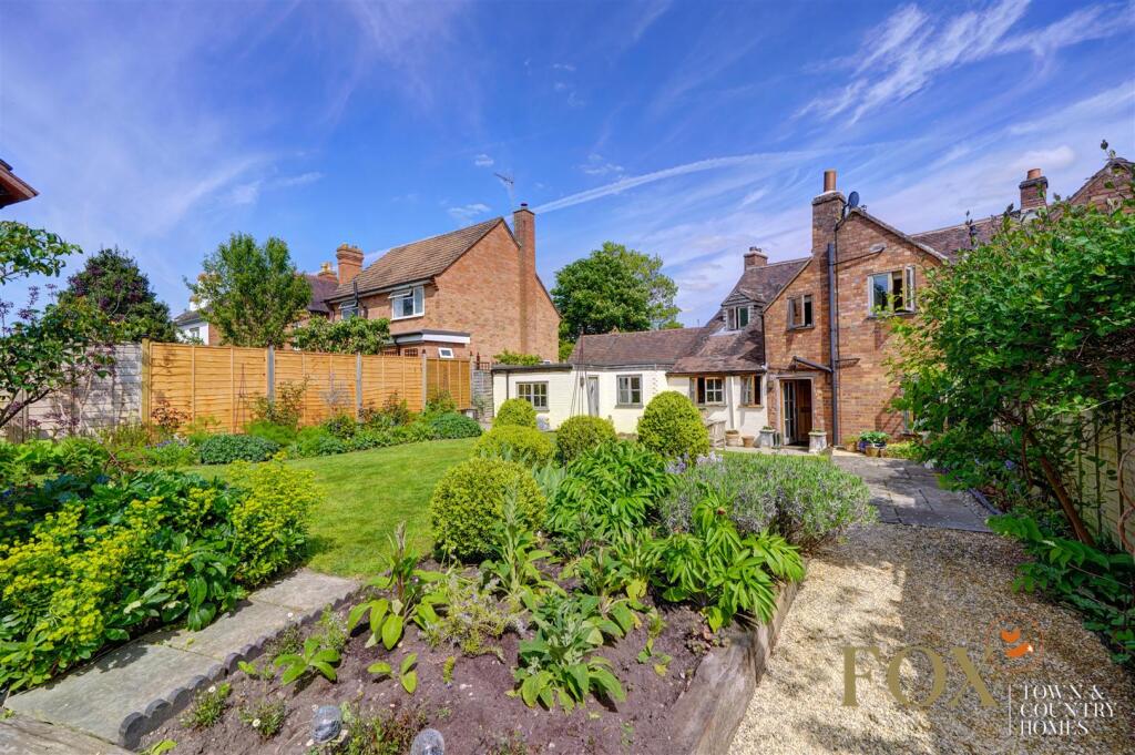 Folly Cottage (46).jpg