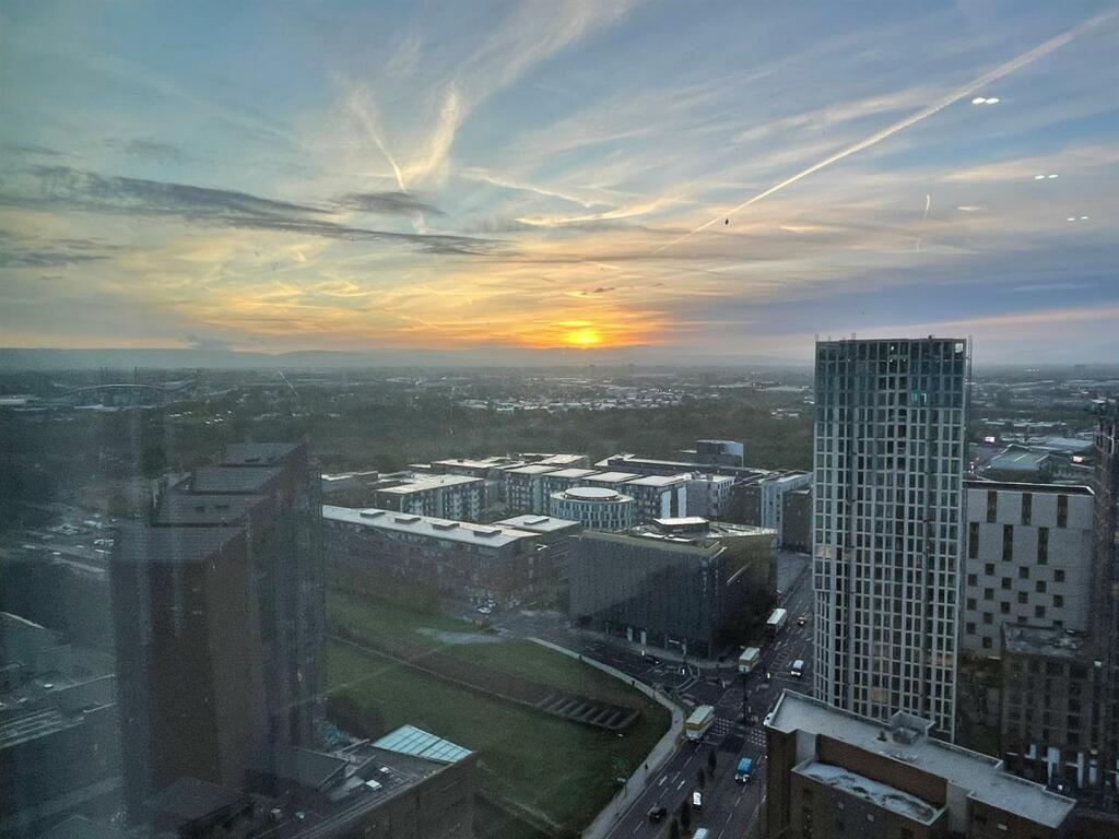 WhatsApp Image 2023-10-23 at 08.15.59 (4).jpeg