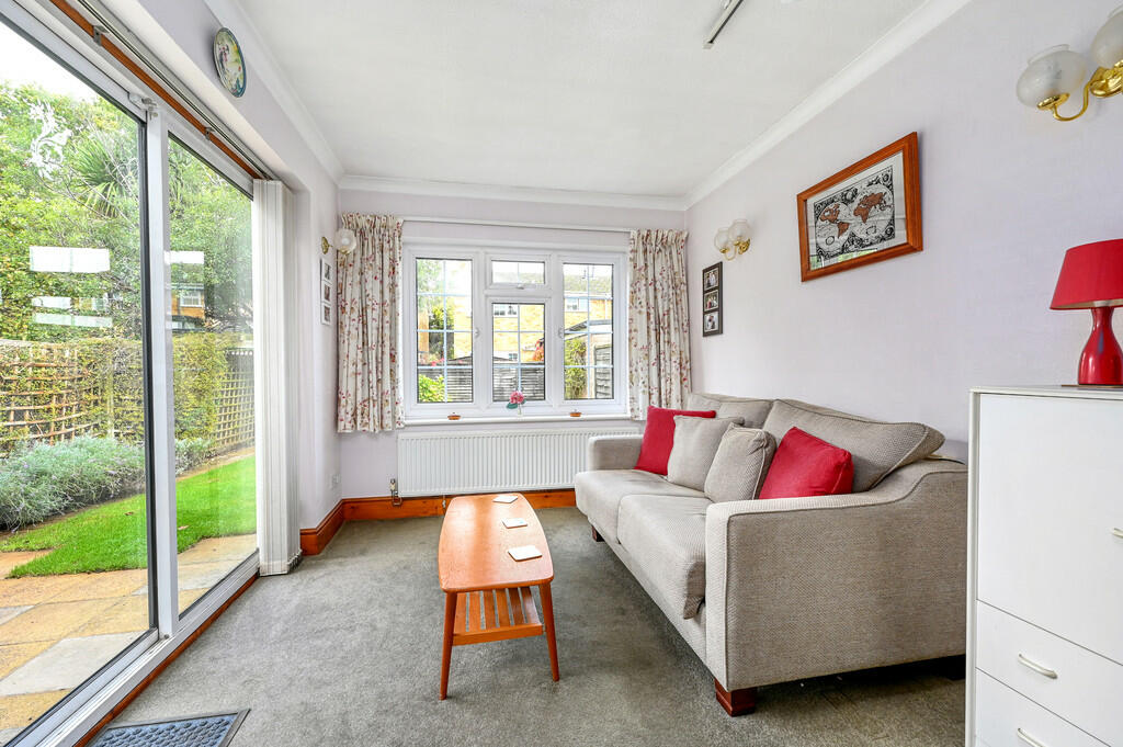 57 Hanover Garden...