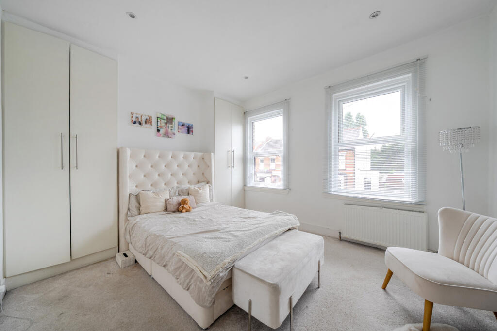 1329475-5-6883a03...