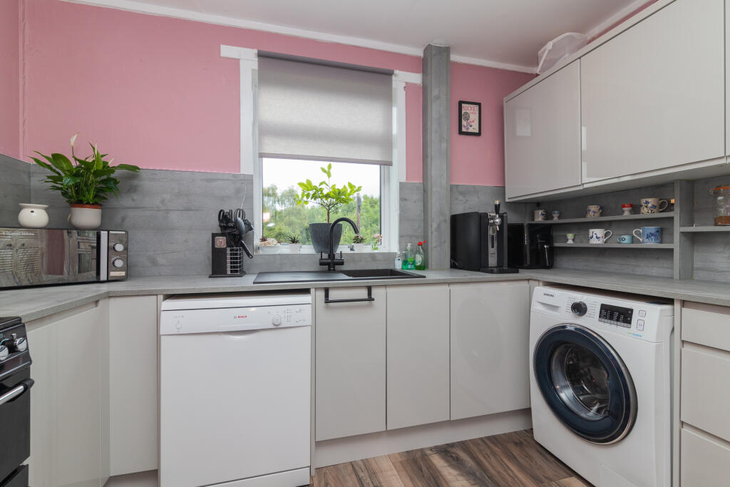 59 Lothian Crescent, PA2 8AJ-4