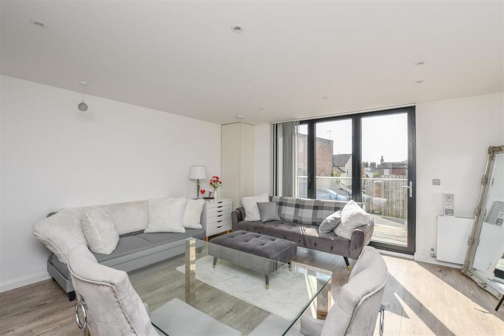 Living Room..jpg