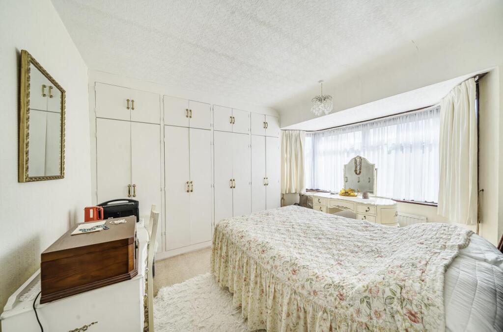 Davidson Frost-Wellings, DFW, Broadcroft Avenue, S