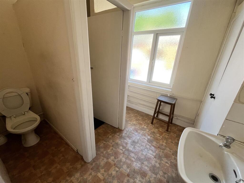 Communal Shower Room