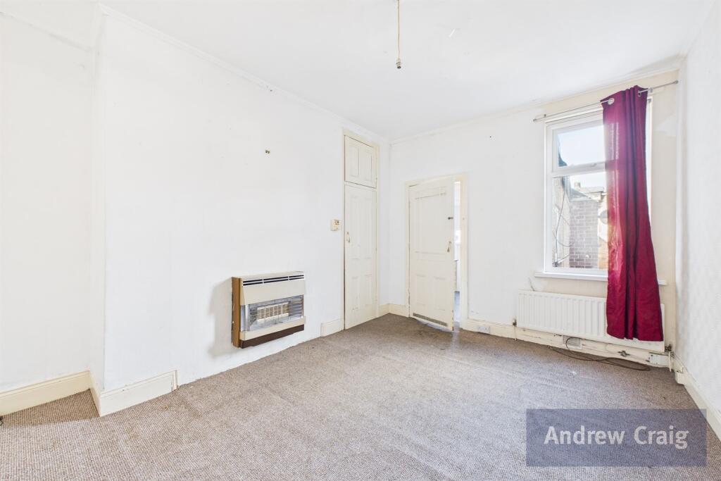 First Floor Flat Lou