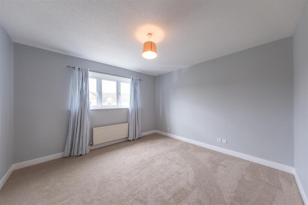 38 Foxhill Close-010.jpg