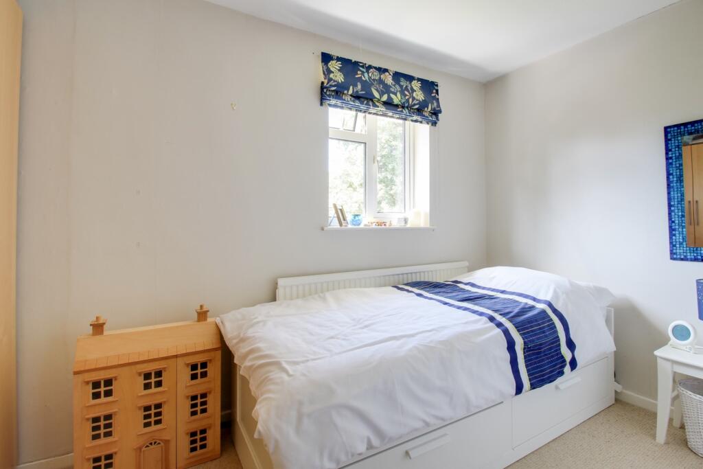 bed 4