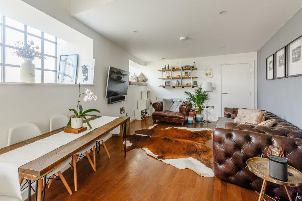 8381916-interior04-800.jpg
