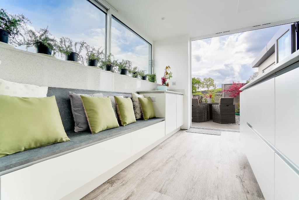 Extra seating &amp; plenty of storage