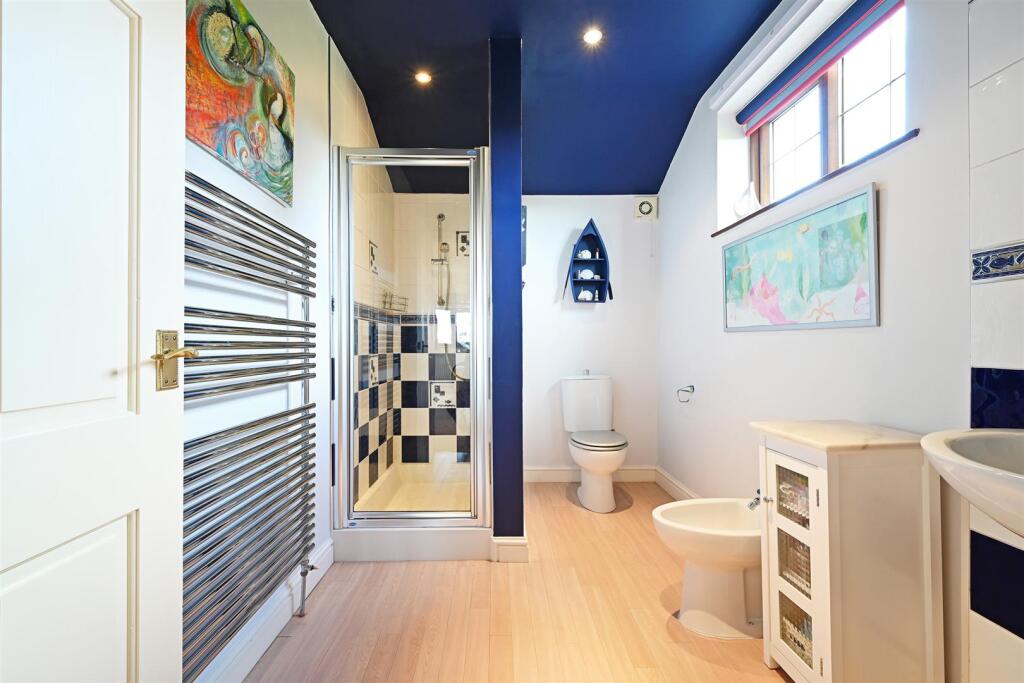 Bedroom 3 En-Suite Shower Room