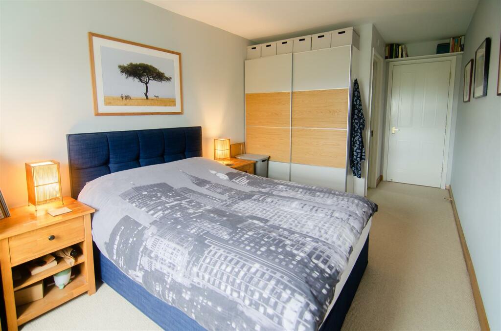 03_Bed1_2.jpg