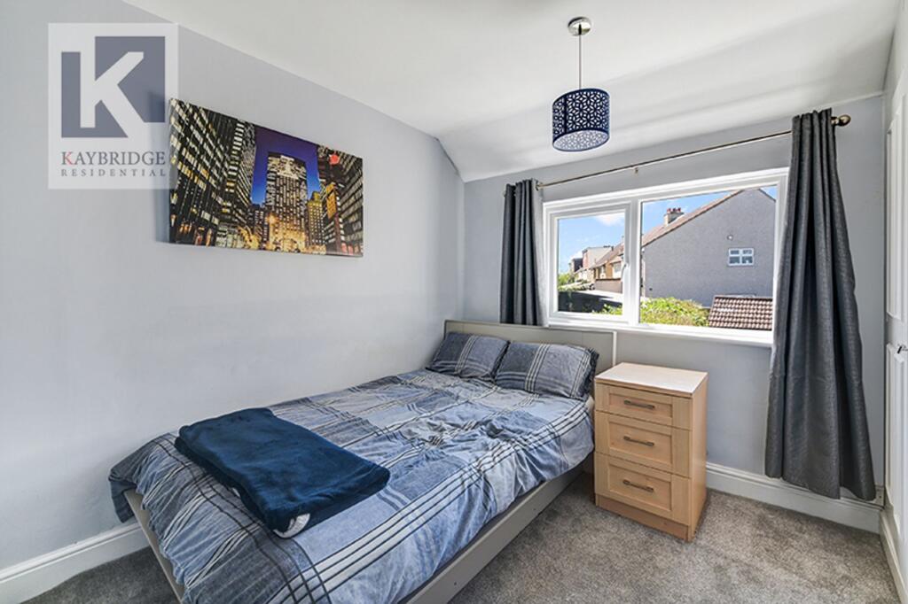 The Hawthorns, Epsom - KT17 2QA