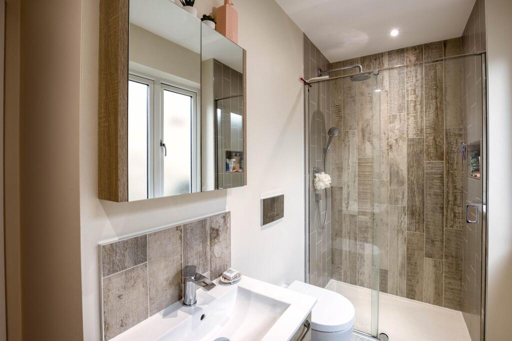 Principle Bedroom with ensuite