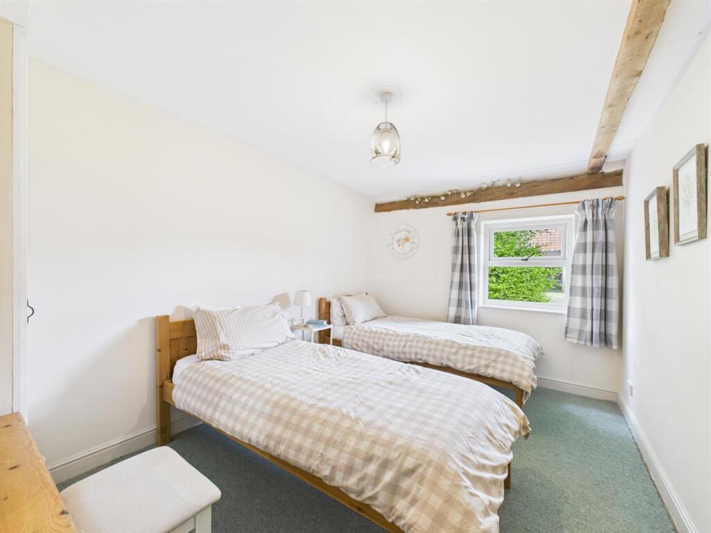 Hawthorn Bedroom 2