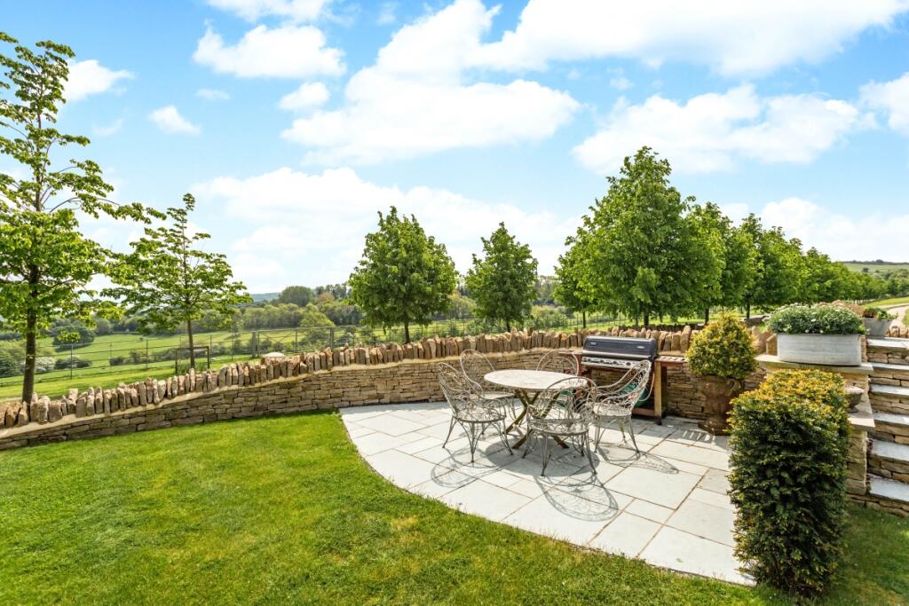 Rushbury Cottage ...