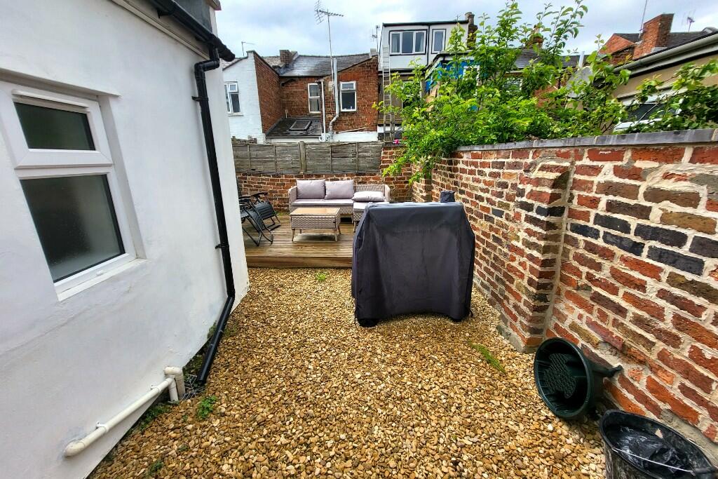 22' Town Garden...