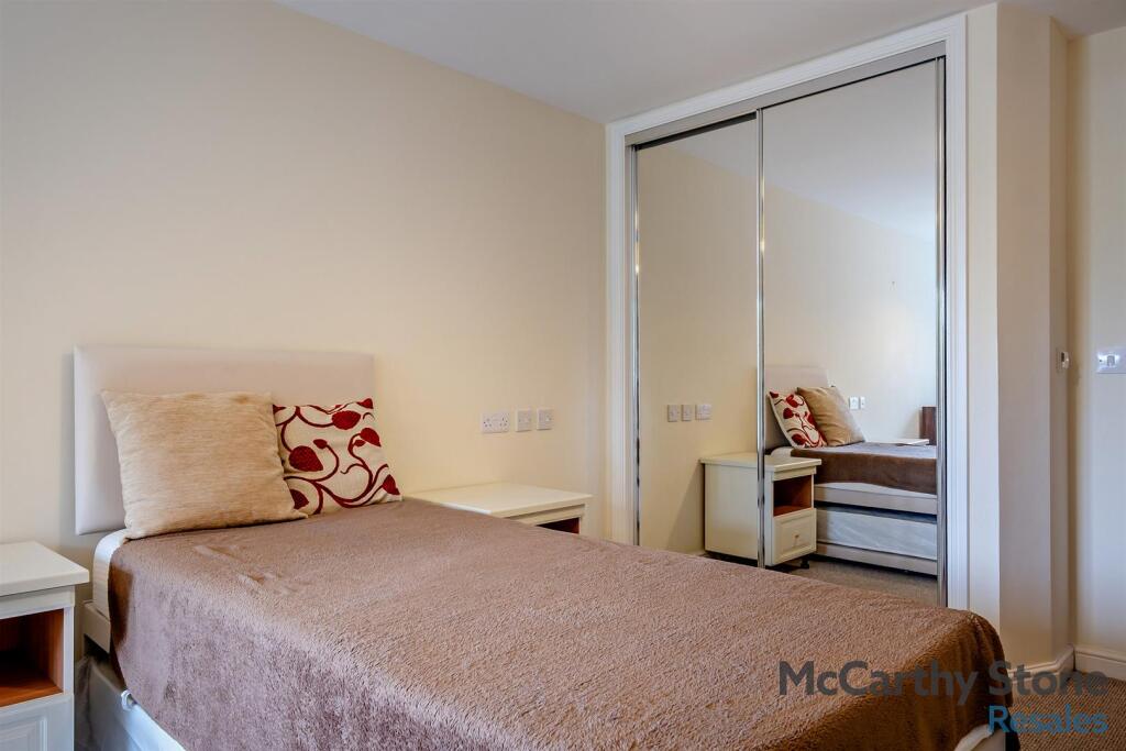8652104-interior13-800.jpg