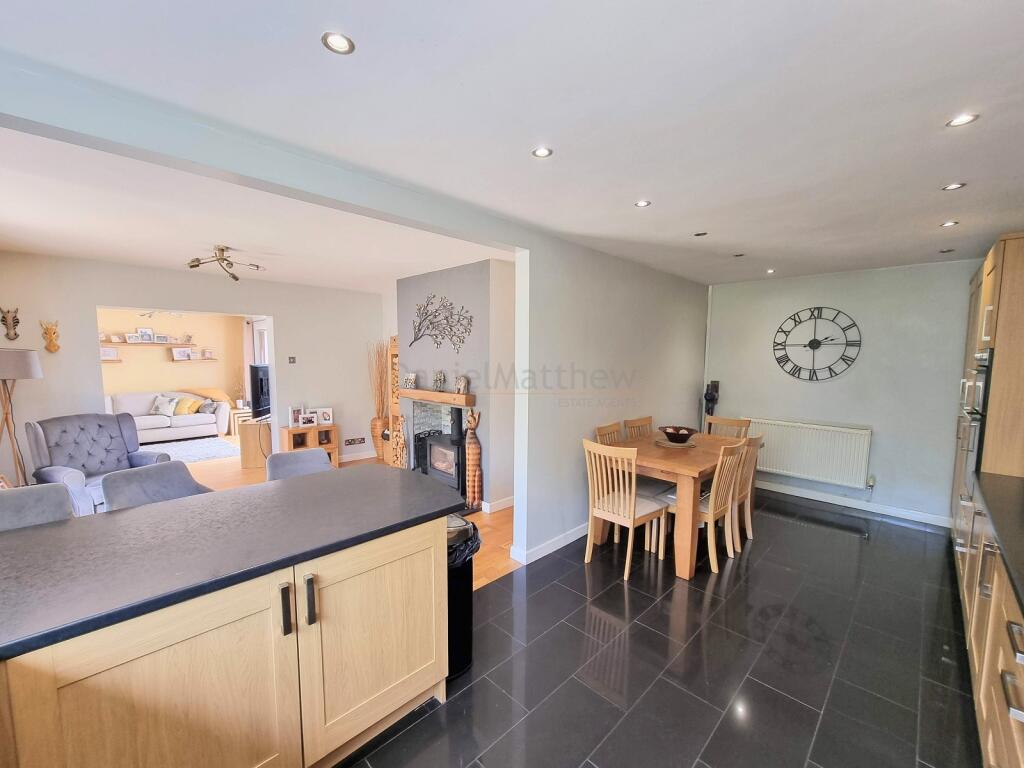 Kitchen/Diner/Family Room