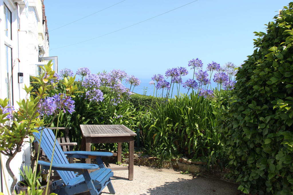 4) Front Garden