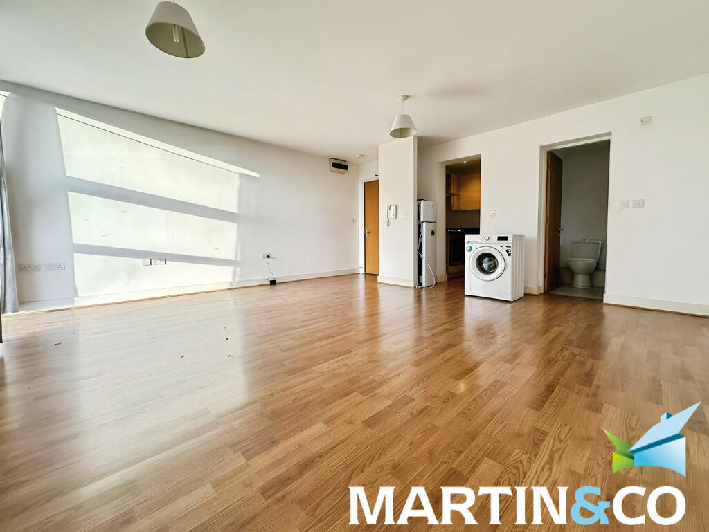 fb14a3a8-WhatsApp...