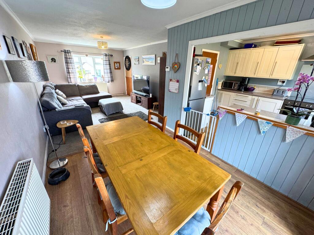 Living/Dining room