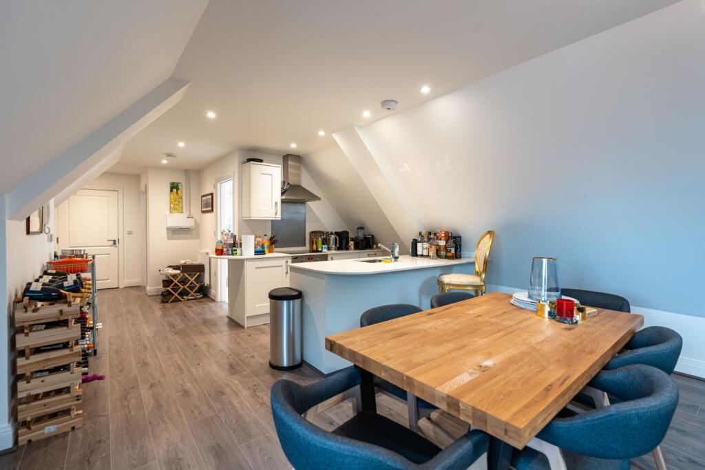 Flat 9 The Gables-04954