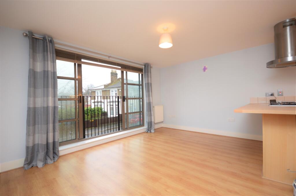 Dining Area (1)