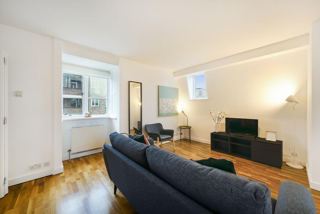 32 Hoffman Square...