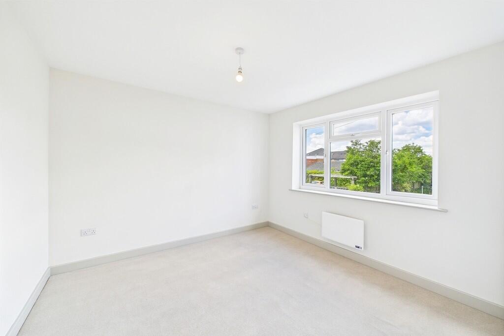 CAM03416G0-PR0081...