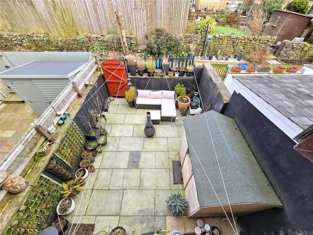 Rear Patio Garden